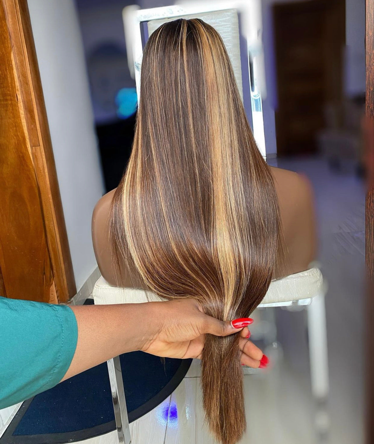 Hair straight clearance colour